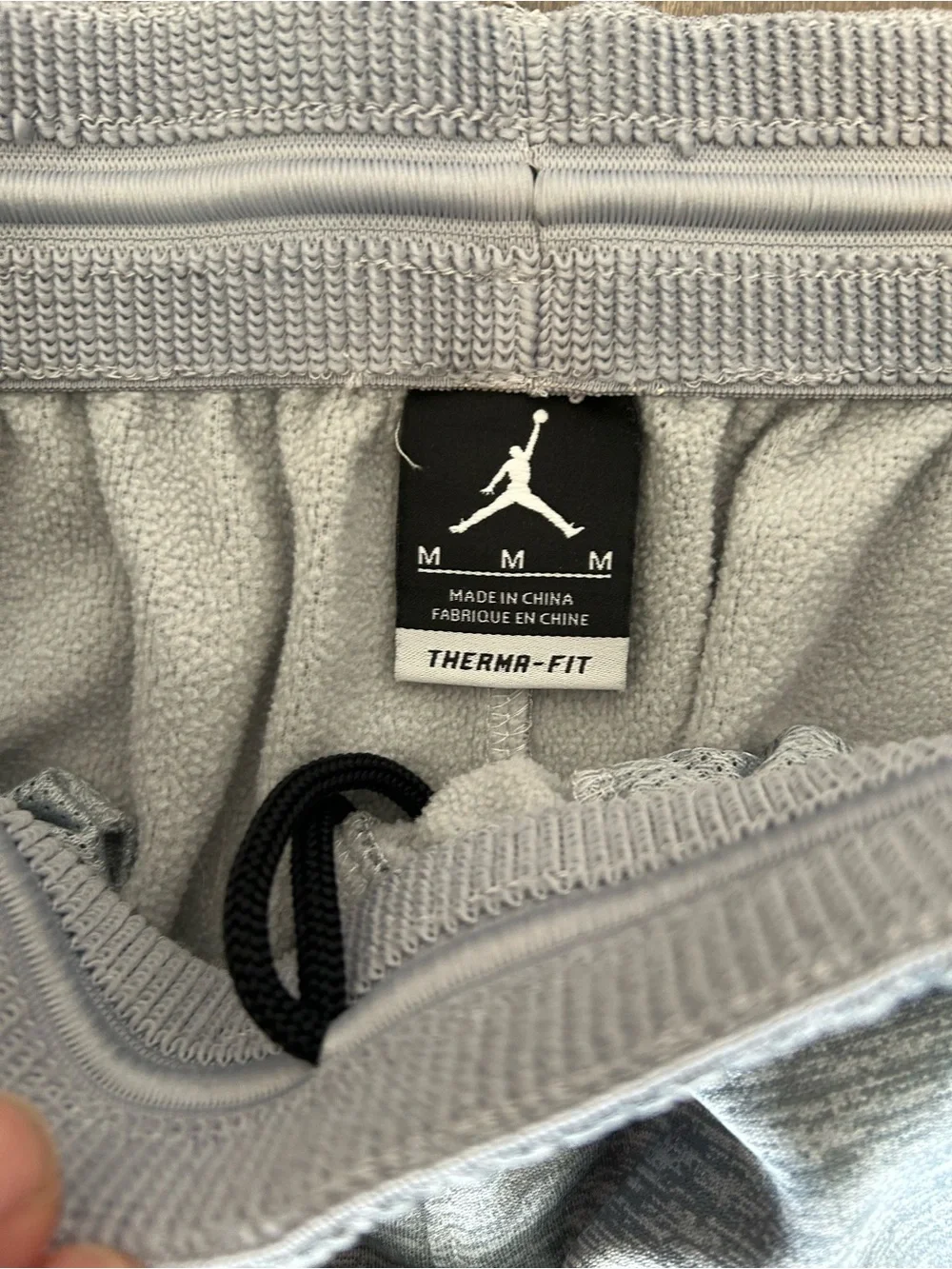 Jordan therma-fit Jogger Sweatpants w zip-up pockets men’s size M